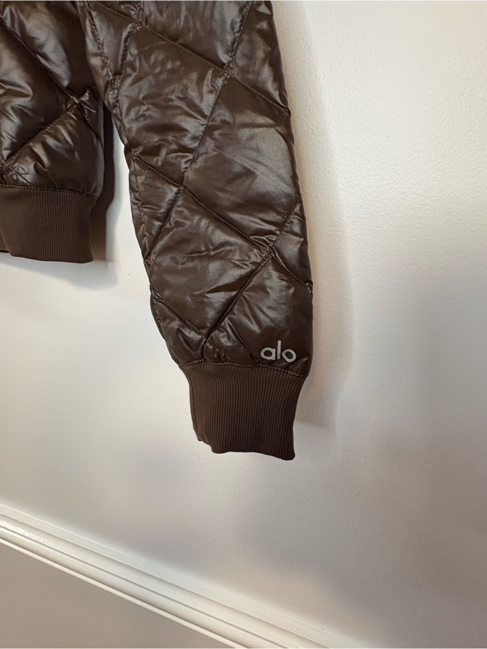 ALO Yoga Quilted Bomber Jacket - Brown - Picture 5 of 5
